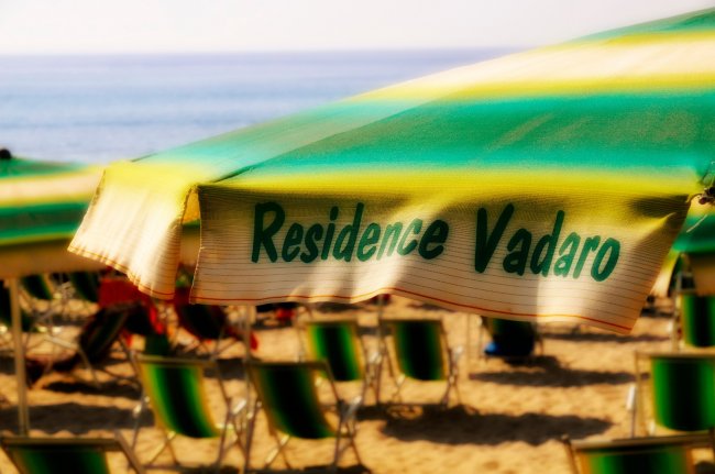 Ombrellone con scritta 