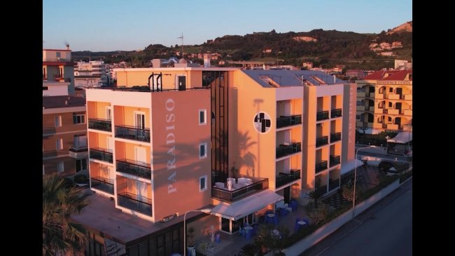 Hotel Paradiso (AP) Marche