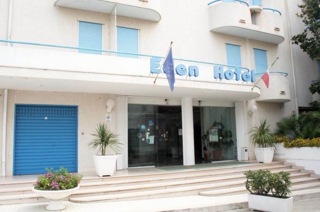AH Eden Beach Torre Canne (BR) Puglia