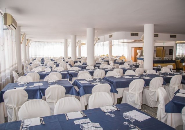 AH Eden Beach Torre Canne (BR) Puglia
